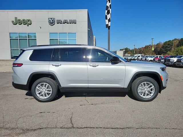 new 2025 Jeep Grand Cherokee L car, priced at $42,215