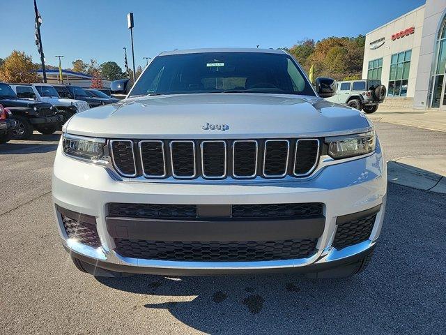 new 2025 Jeep Grand Cherokee L car, priced at $42,215