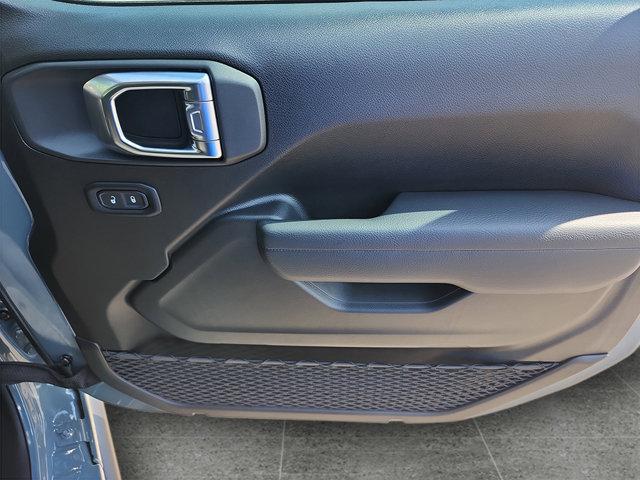 new 2025 Jeep Gladiator car, priced at $44,680