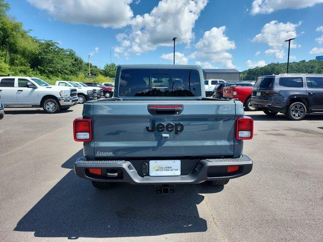 new 2025 Jeep Gladiator car, priced at $44,680