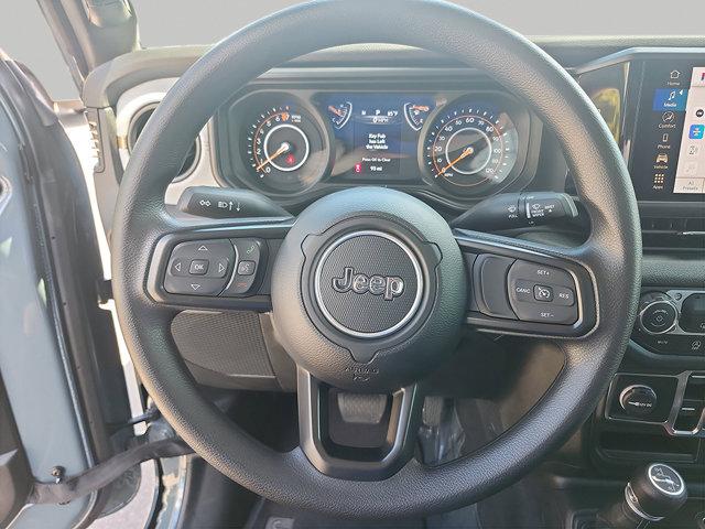 new 2025 Jeep Gladiator car, priced at $44,680