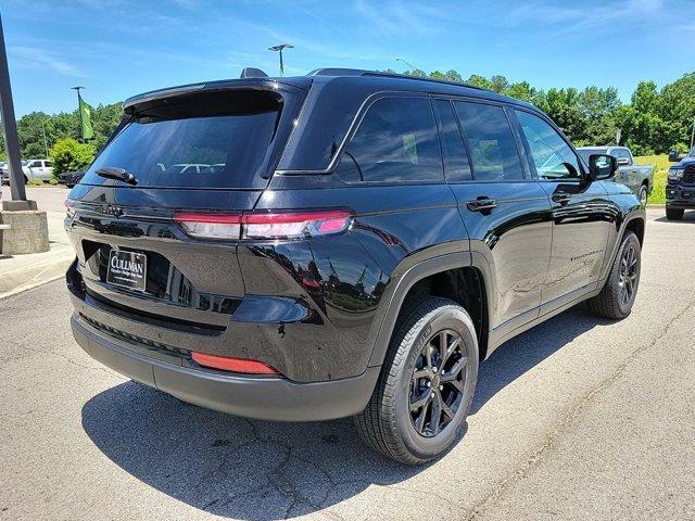 new 2024 Jeep Grand Cherokee car, priced at $42,275