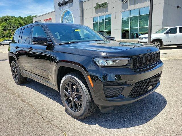 new 2024 Jeep Grand Cherokee car, priced at $42,275