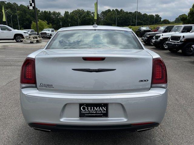 used 2023 Chrysler 300 car