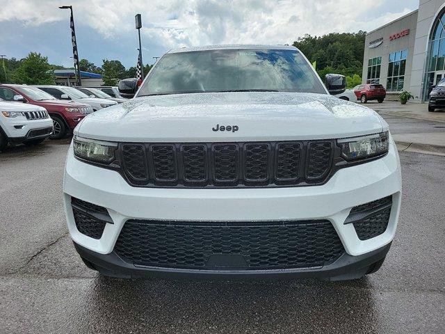 new 2024 Jeep Grand Cherokee car, priced at $43,830