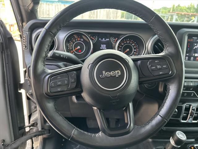 used 2022 Jeep Gladiator car, priced at $34,924