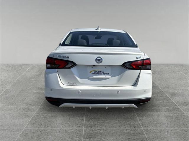 used 2020 Nissan Versa car