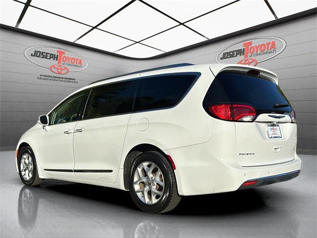 used 2020 Chrysler Pacifica car, priced at $17,995