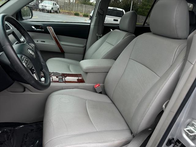 used 2012 Toyota Highlander car, priced at $11,383