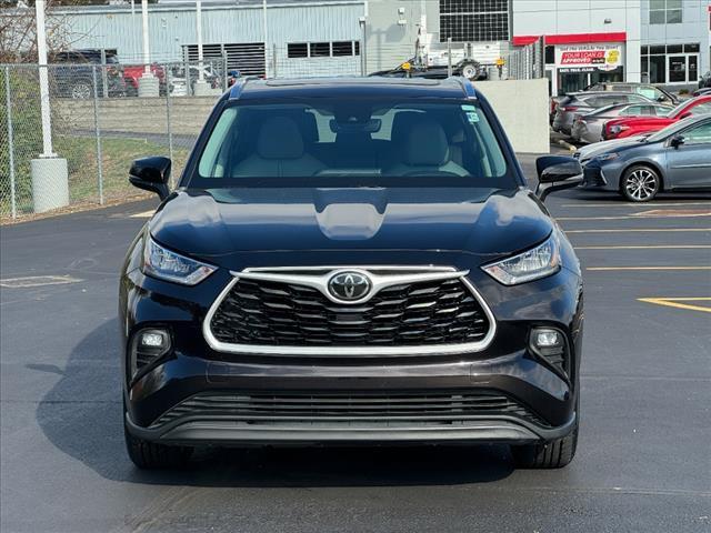 used 2020 Toyota Highlander car, priced at $31,888