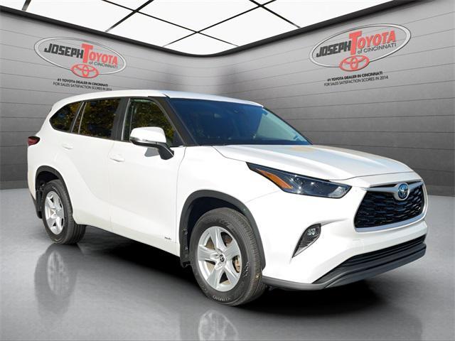 used 2023 Toyota Highlander Hybrid car, priced at $36,285