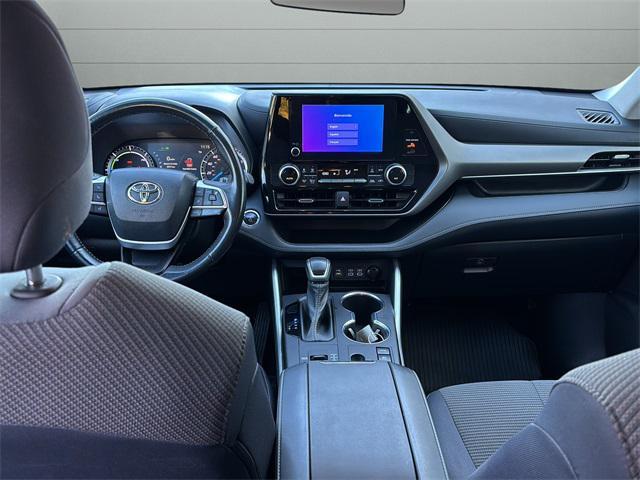 used 2023 Toyota Highlander Hybrid car, priced at $36,285