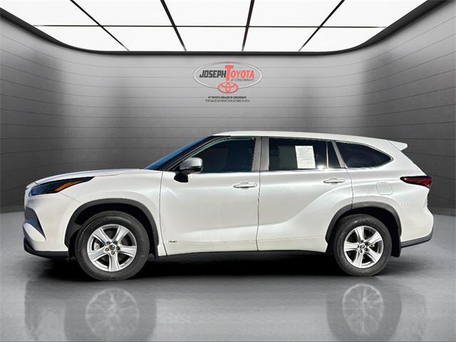 used 2023 Toyota Highlander Hybrid car, priced at $36,285