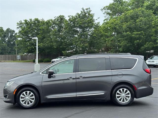 used 2017 Chrysler Pacifica car, priced at $12,888