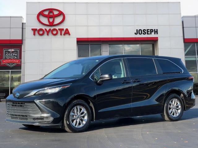 used 2022 Toyota Sienna car, priced at $33,767