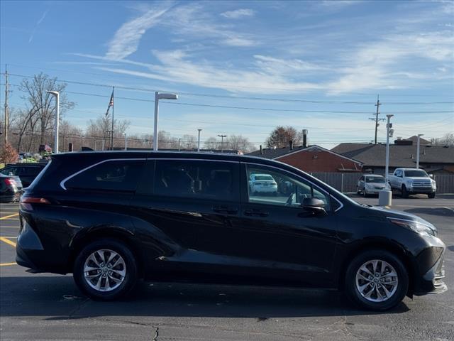 used 2022 Toyota Sienna car, priced at $33,767