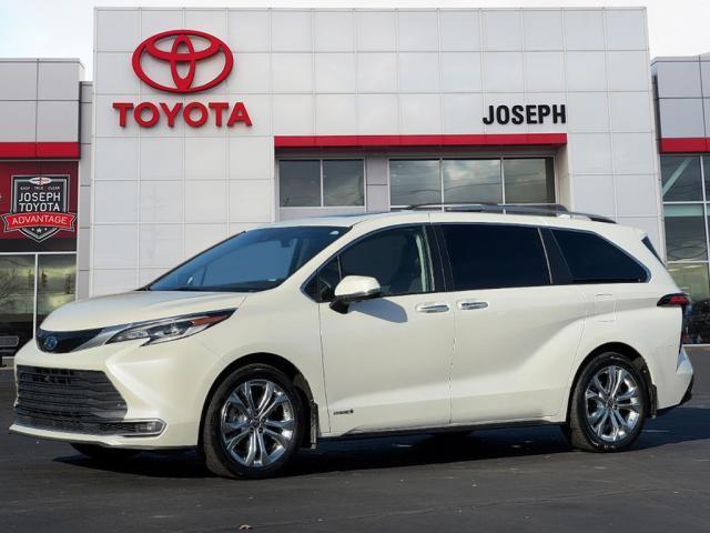 used 2021 Toyota Sienna car, priced at $43,777