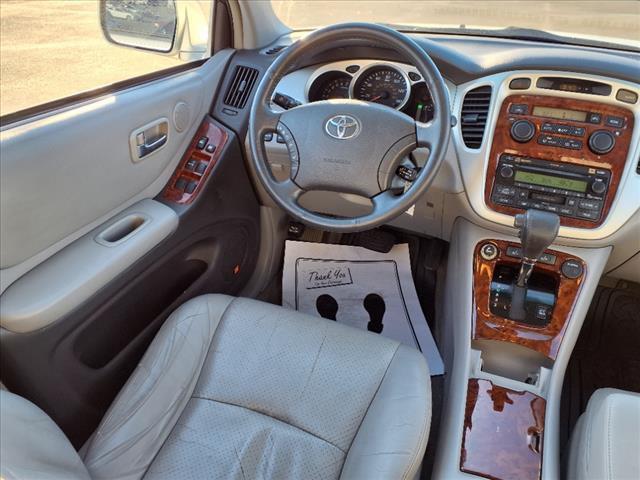 used 2004 Toyota Highlander car, priced at $7,277