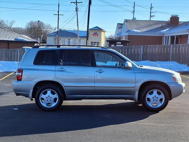 used 2004 Toyota Highlander car, priced at $7,277