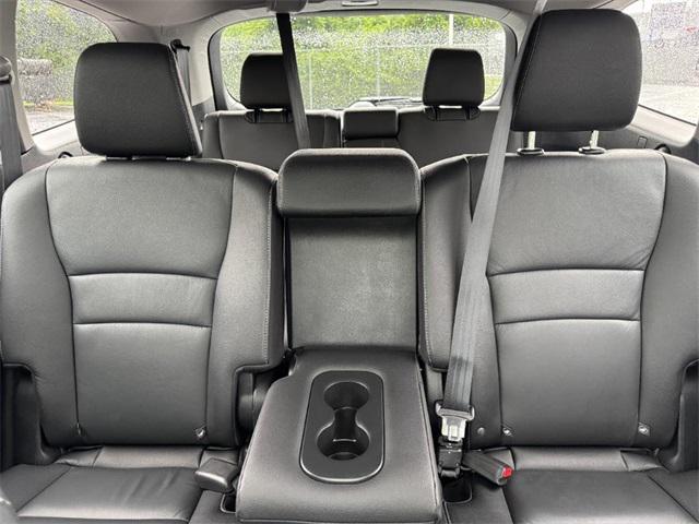 used 2022 Honda Pilot car, priced at $32,777