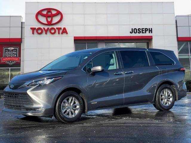 used 2021 Toyota Sienna car, priced at $33,889