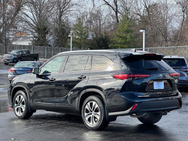 used 2022 Toyota Highlander car, priced at $37,777