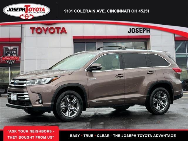 used 2019 Toyota Highlander Hybrid car, priced at $33,477