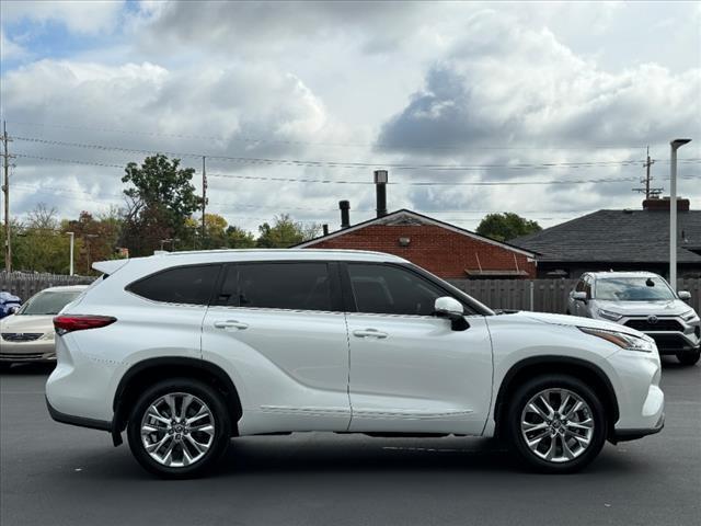 used 2023 Toyota Highlander car, priced at $43,970