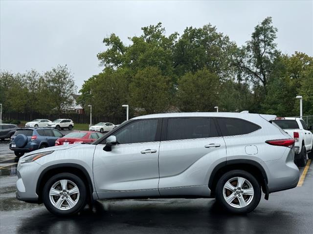 used 2021 Toyota Highlander car, priced at $31,995