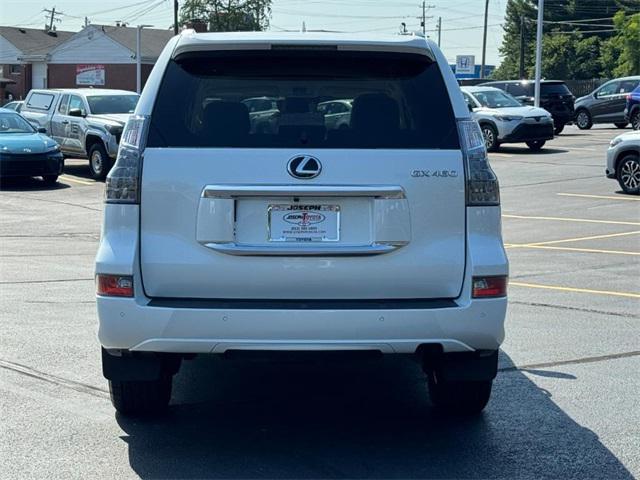 used 2021 Lexus GX 460 car, priced at $43,999