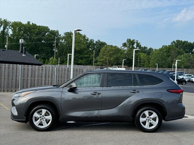 used 2023 Toyota Highlander car, priced at $34,555