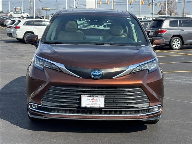 used 2021 Toyota Sienna car, priced at $38,777