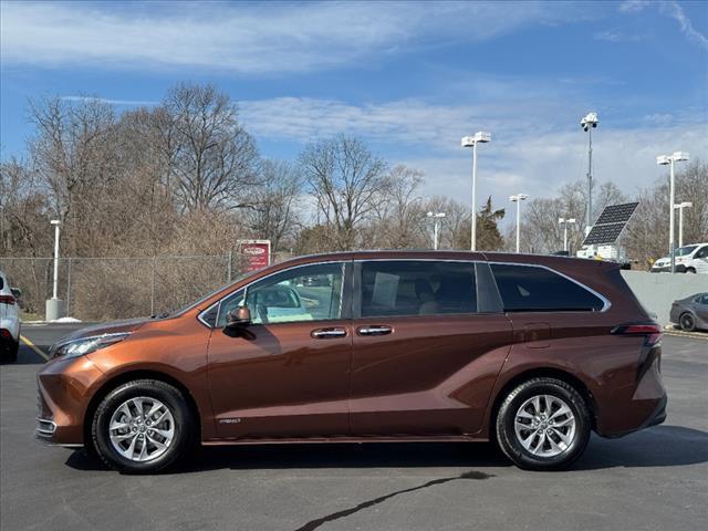 used 2021 Toyota Sienna car, priced at $38,777