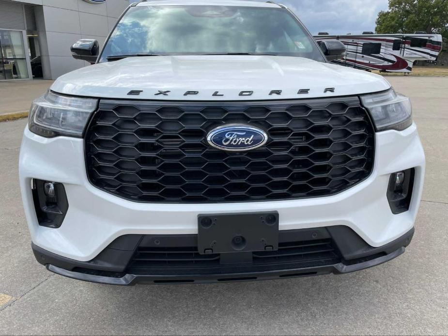 new 2025 Ford Explorer car, priced at $51,357