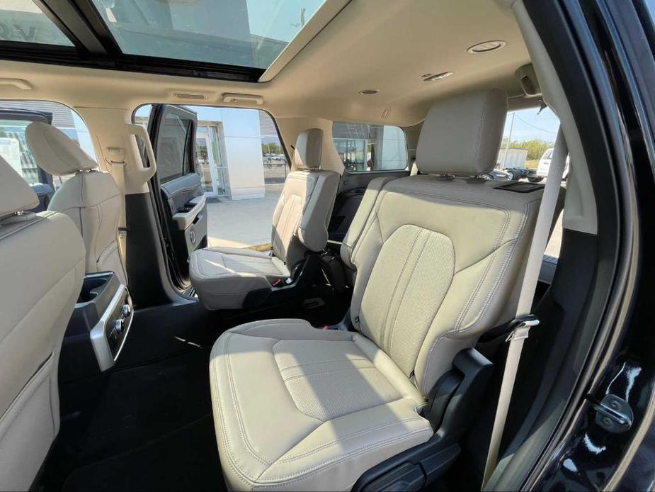 new 2024 Ford Expedition car, priced at $66,705