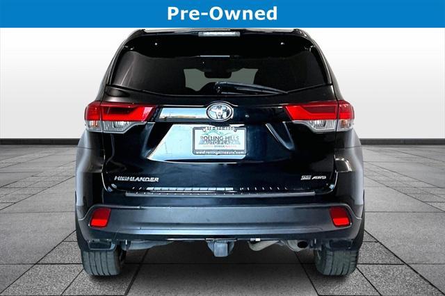 used 2018 Toyota Highlander car, priced at $19,588