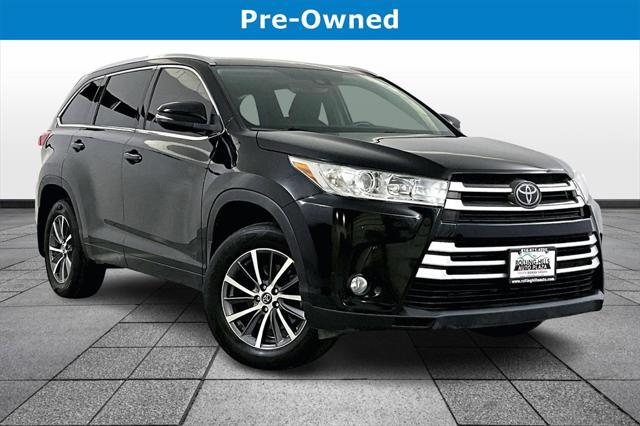 used 2018 Toyota Highlander car, priced at $25,588