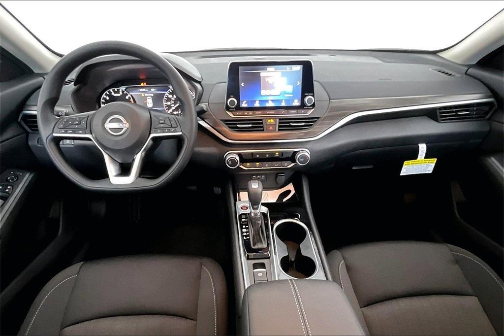 new 2024 Nissan Altima car, priced at $26,625