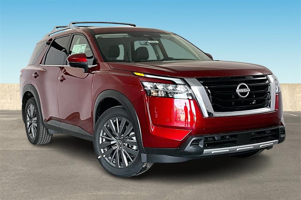 new 2024 Nissan Pathfinder car, priced at $45,980