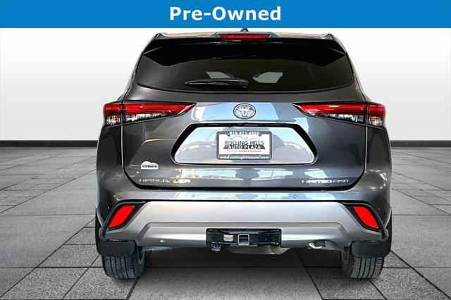 used 2021 Toyota Highlander car, priced at $38,981