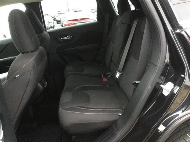 used 2015 Jeep Cherokee car, priced at $7,995