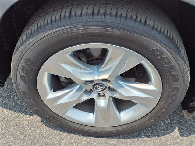 used 2016 Toyota Highlander car, priced at $26,995