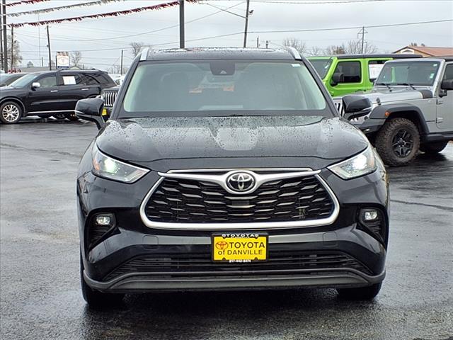 used 2022 Toyota Highlander car, priced at $33,995