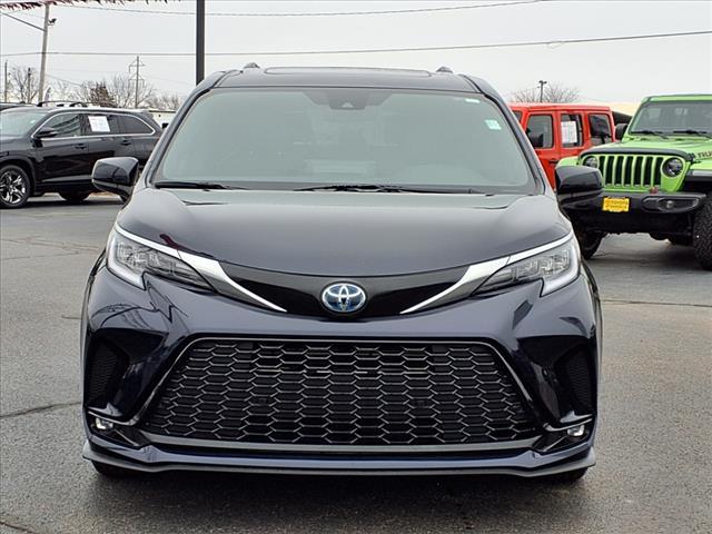 used 2023 Toyota Sienna car, priced at $42,995