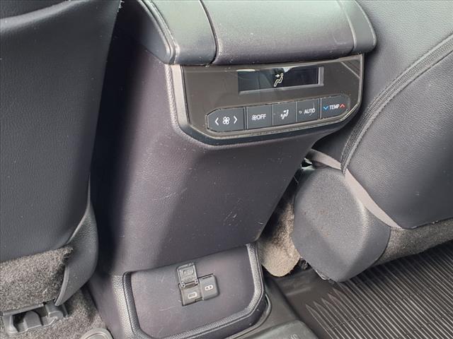 used 2023 Toyota Highlander car, priced at $41,995