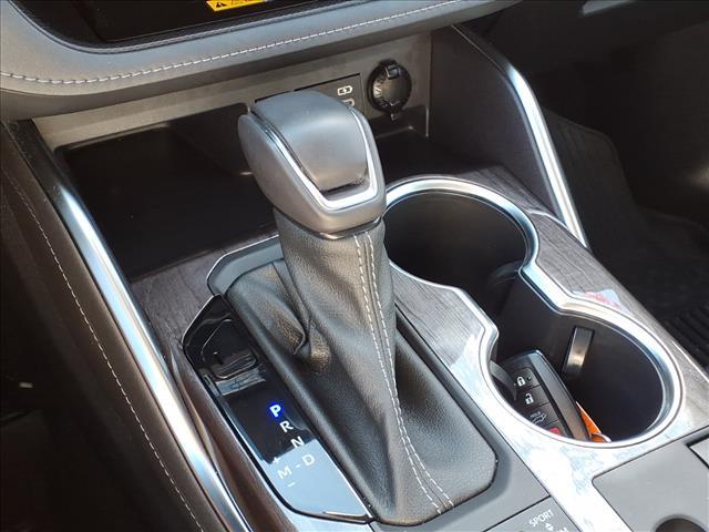 used 2023 Toyota Highlander car, priced at $43,995