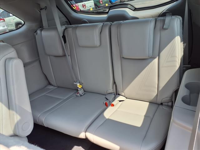 used 2018 Toyota Highlander car, priced at $24,995