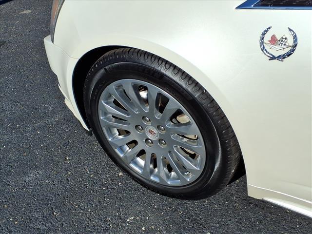 used 2011 Cadillac CTS car, priced at $10,995