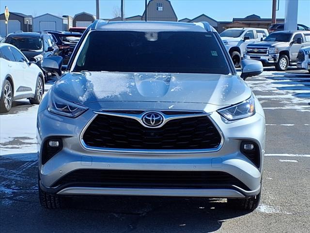 used 2020 Toyota Highlander car, priced at $37,995