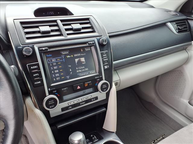 used 2014 Toyota Camry Hybrid car, priced at $14,995